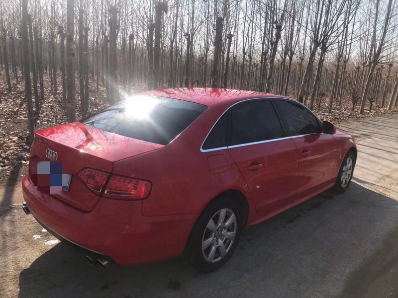 济宁12年奥迪A4L7