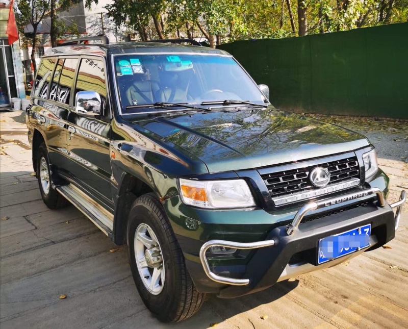 鄭州16年獵豹汽車黑金剛3