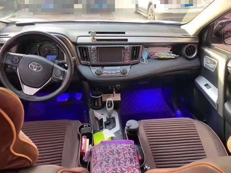 保定15年丰田RAV44