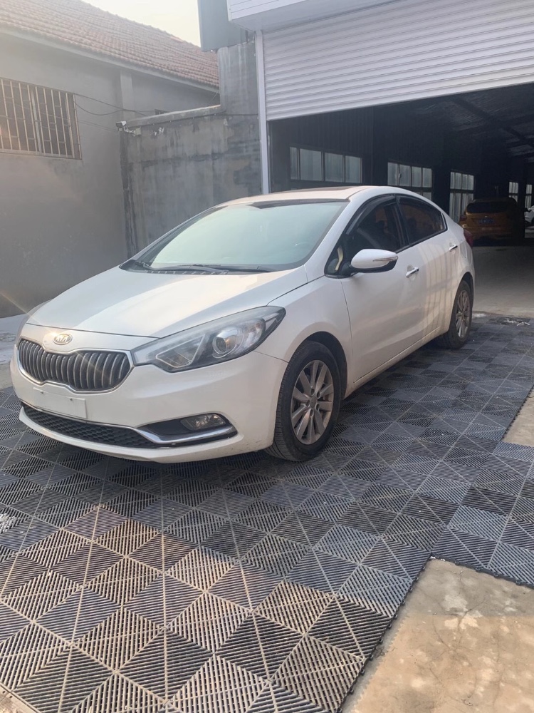 青岛15年起亚K33