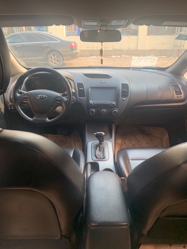 青岛15年起亚K38