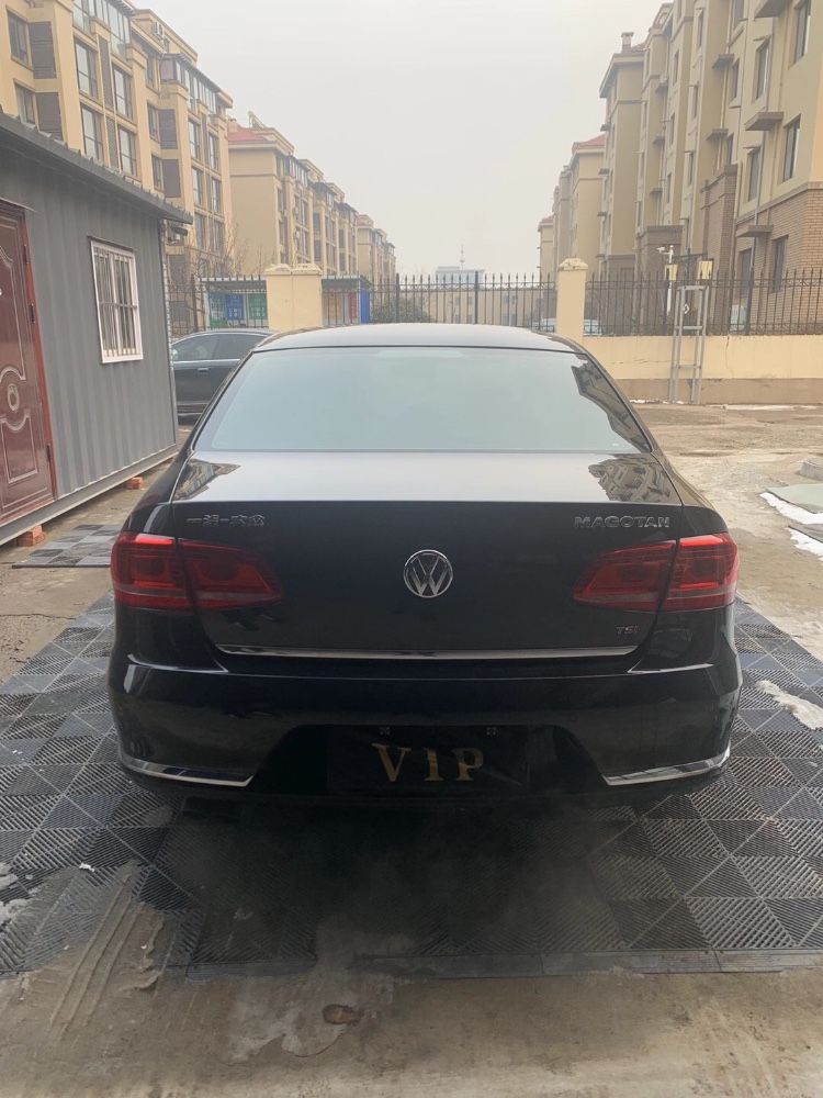 济南13年大众迈腾8