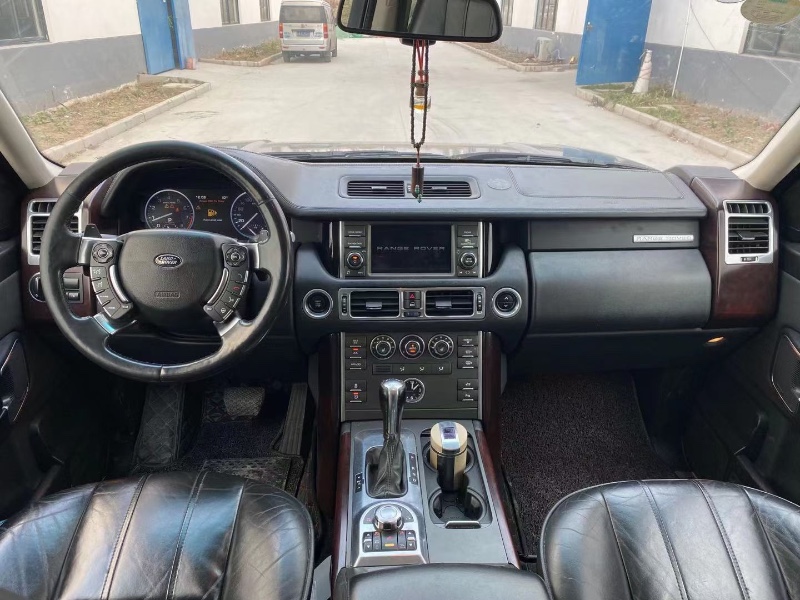 徐州11年路虎揽胜行政1