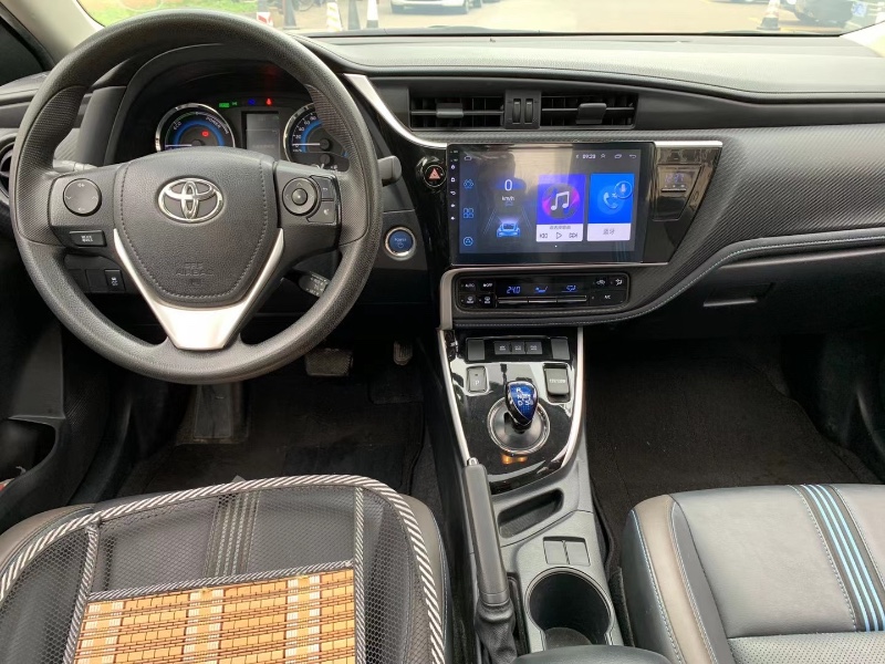 中山18年丰田雷凌5