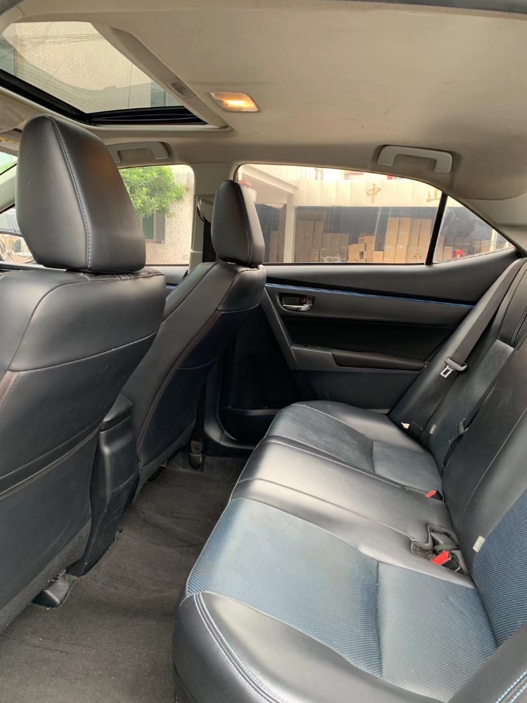 中山18年丰田雷凌4