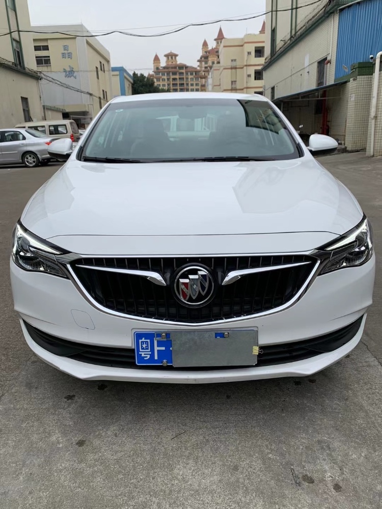 中山19年别克英朗1