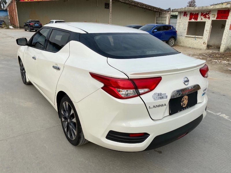 广州16年日产蓝鸟7