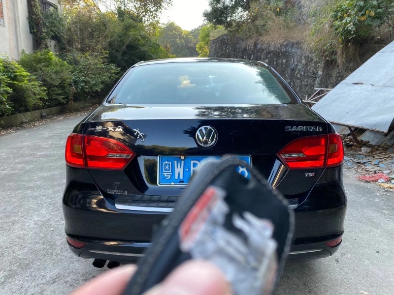 中山14年大众速腾4