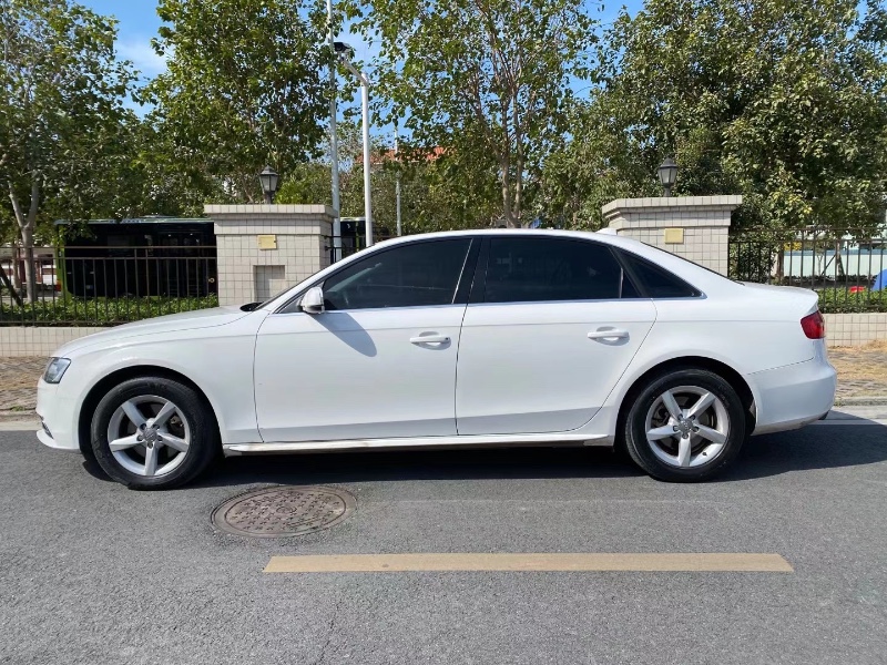 中山13年奥迪A4L3