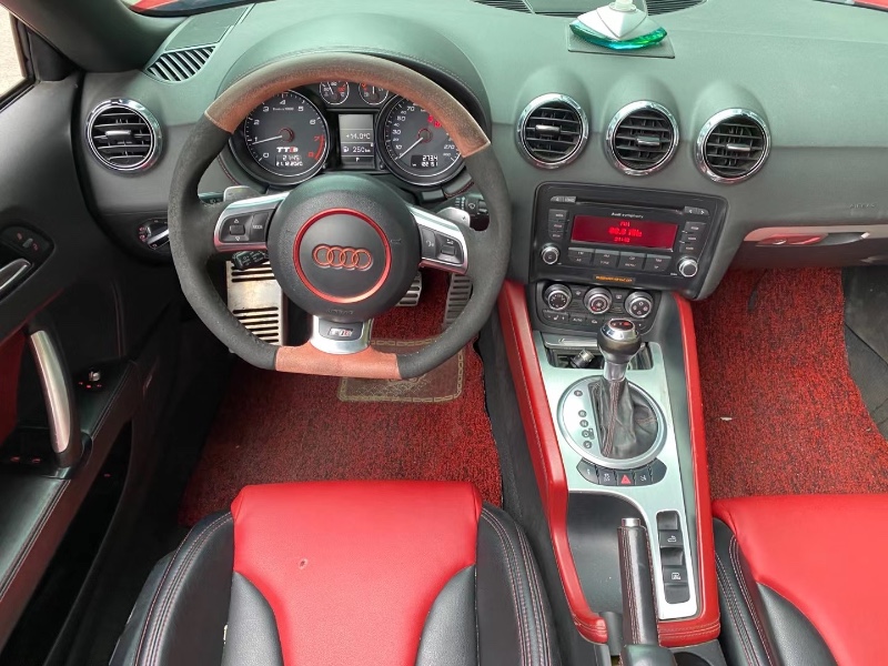 中山11年奥迪TTS1