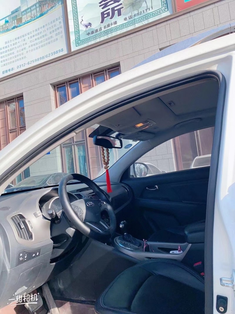 保定17年起亚智跑4