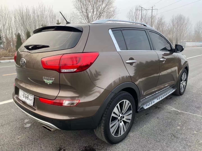 济南15年起亚智跑5