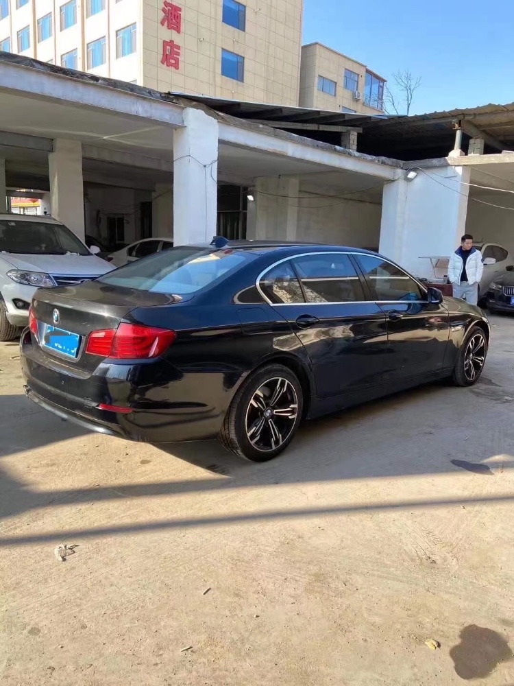 济南12年宝马5系9