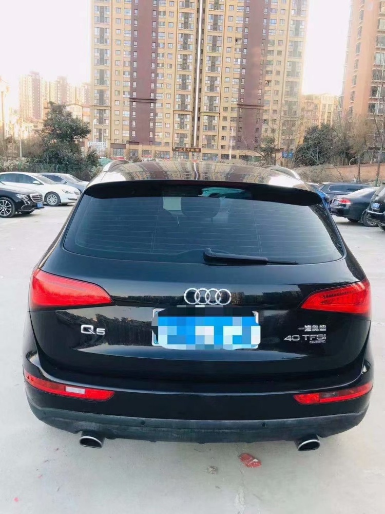 西安15年奧迪Q56