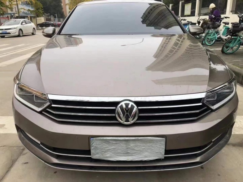 武汉18年大众迈腾9