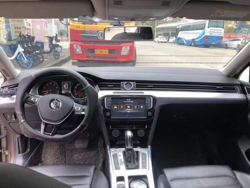 武汉18年大众迈腾5