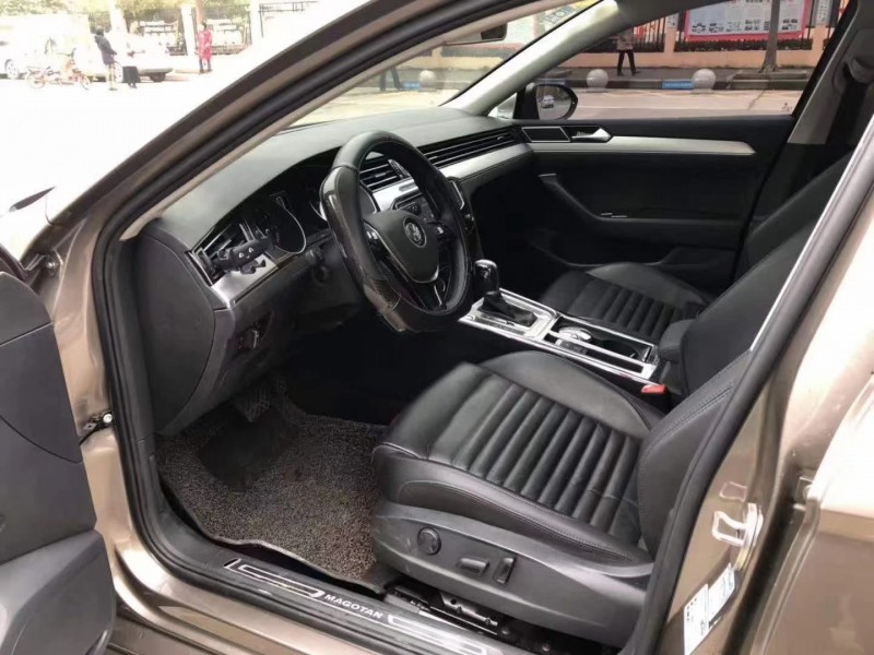 武汉18年大众迈腾4