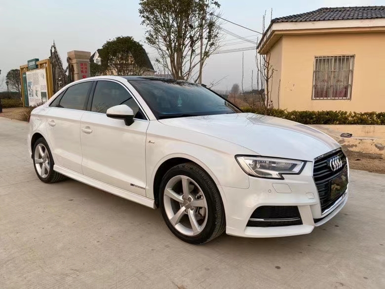 徐州17年奥迪A32