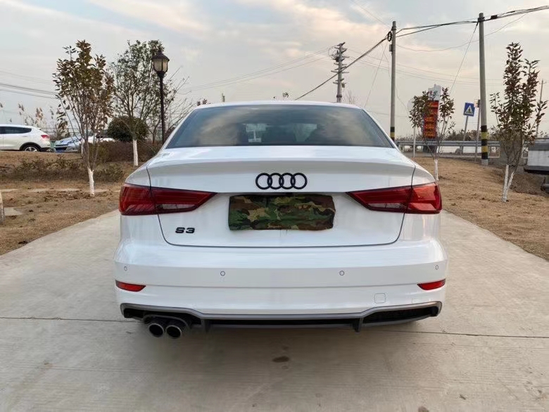 徐州17年奥迪A33