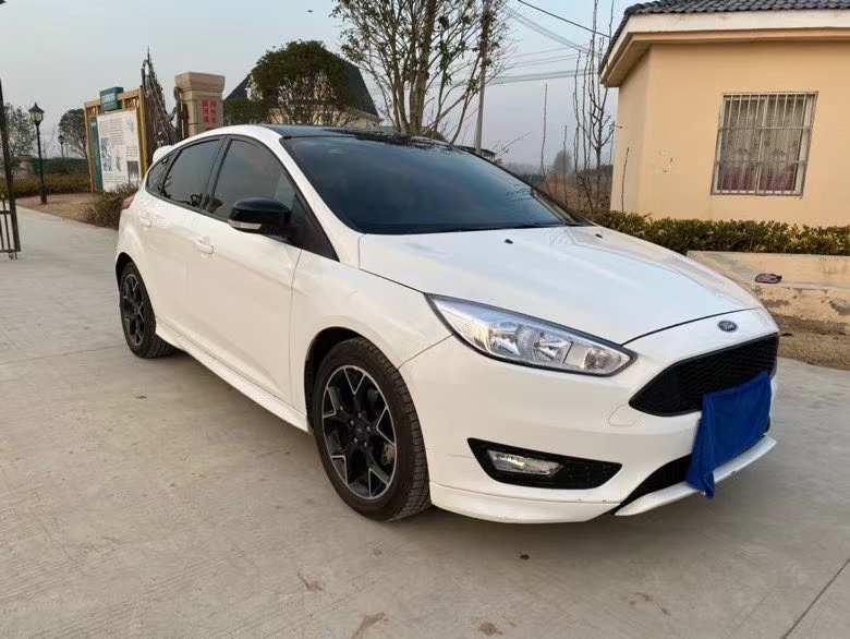 徐州17年福特福克斯2