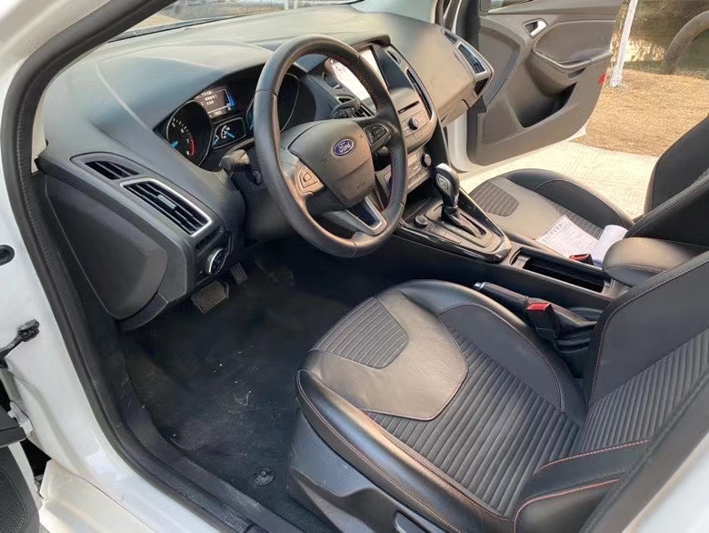 徐州17年福特福克斯5