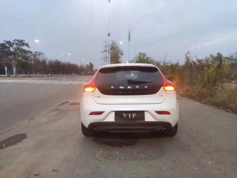 淮北19年沃爾沃V404