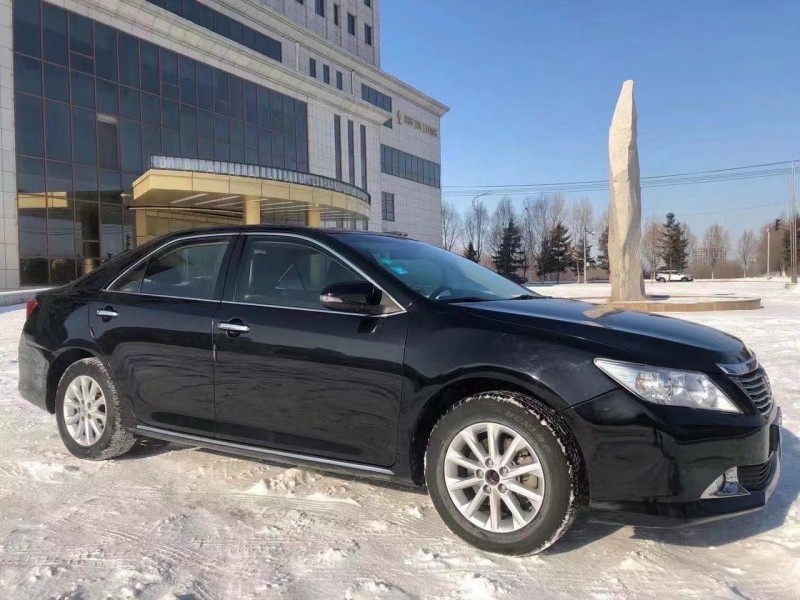 北京14年丰田凯美瑞5