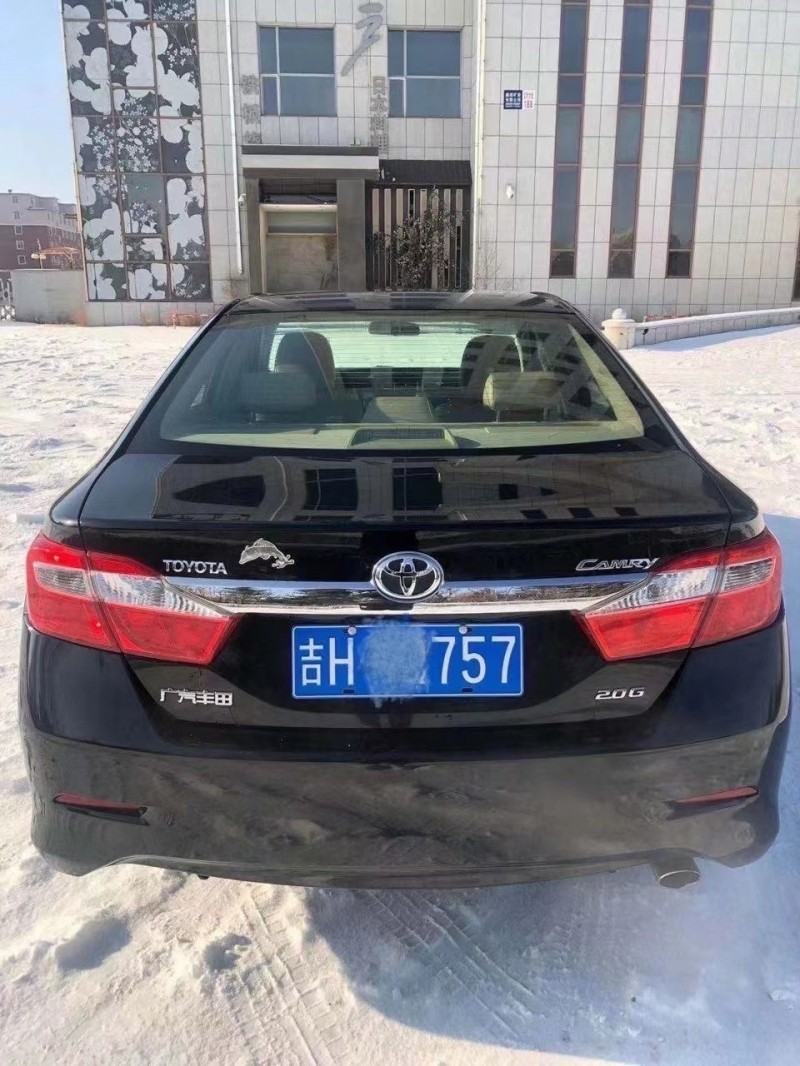 北京14年丰田凯美瑞6