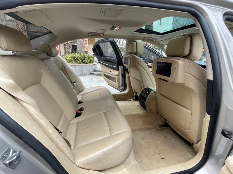 江门11年宝马7系3