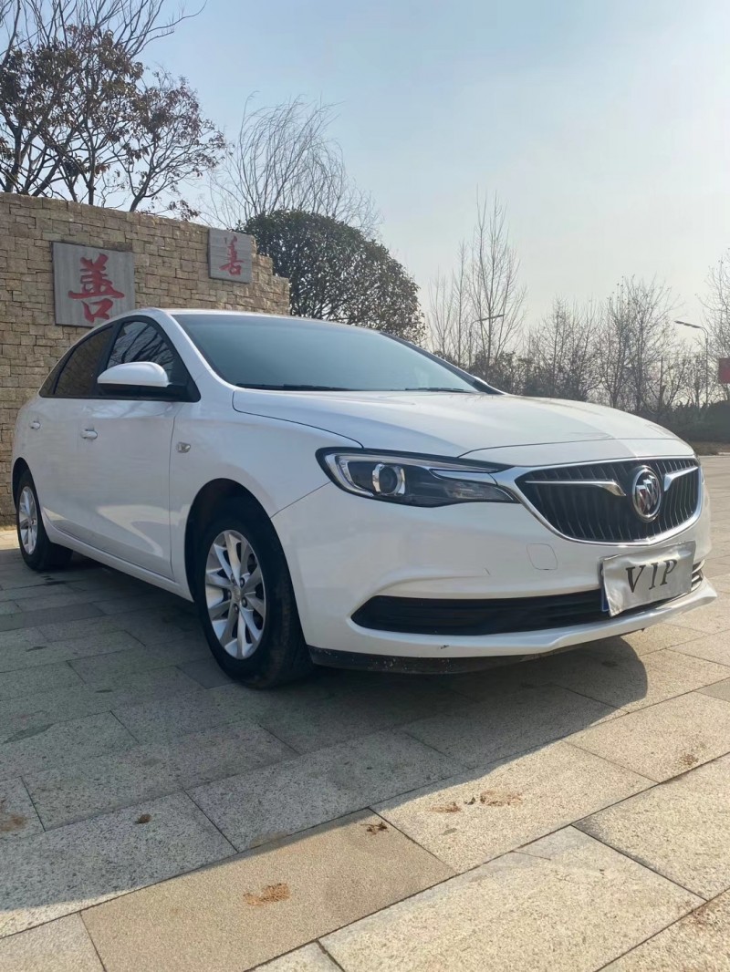 枣庄19年别克英朗GT3