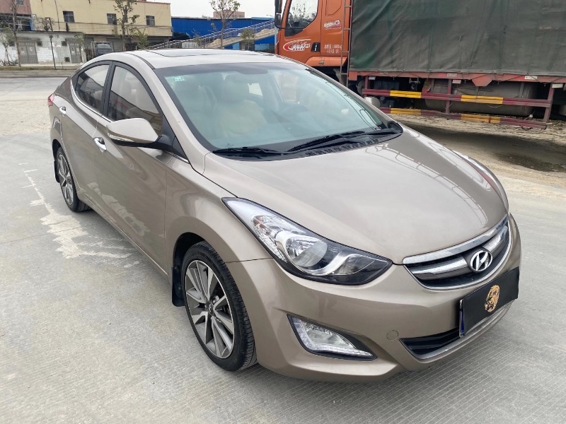 广州15年现代朗动2