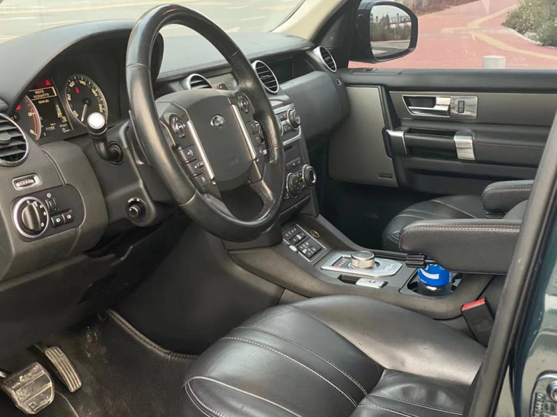 广州15年路虎发现44