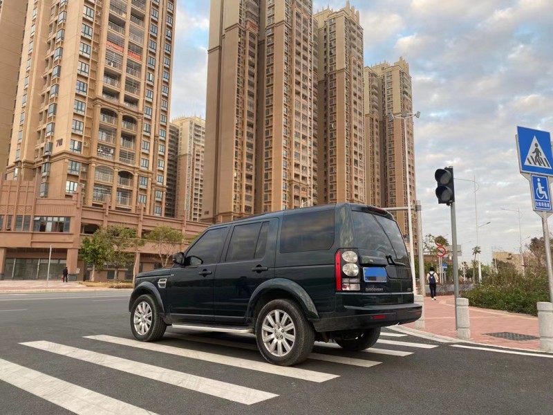 广州15年路虎发现47