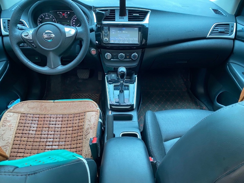 广州18年日产轩逸5