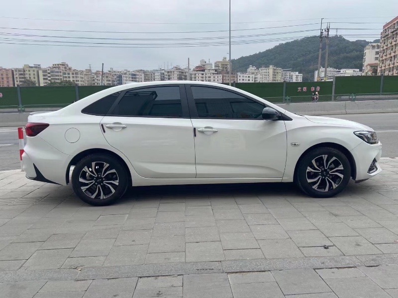 广州19年雪佛兰科鲁泽6