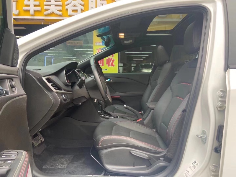 广州19年雪佛兰科鲁泽2