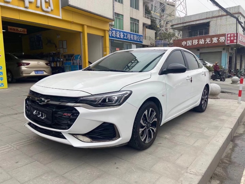 广州19年雪佛兰科鲁泽4