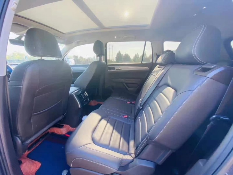 郑州17年大众途昂7