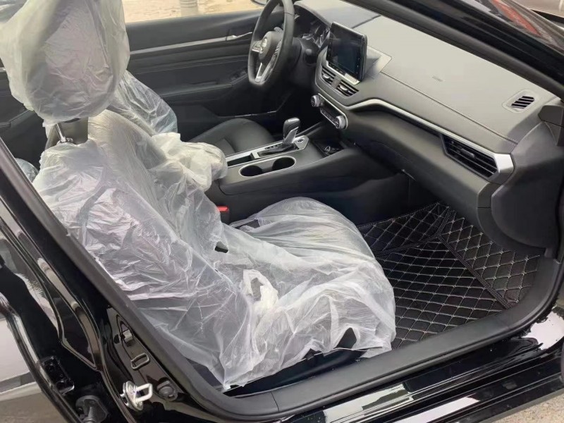 武汉20年日产天籁4