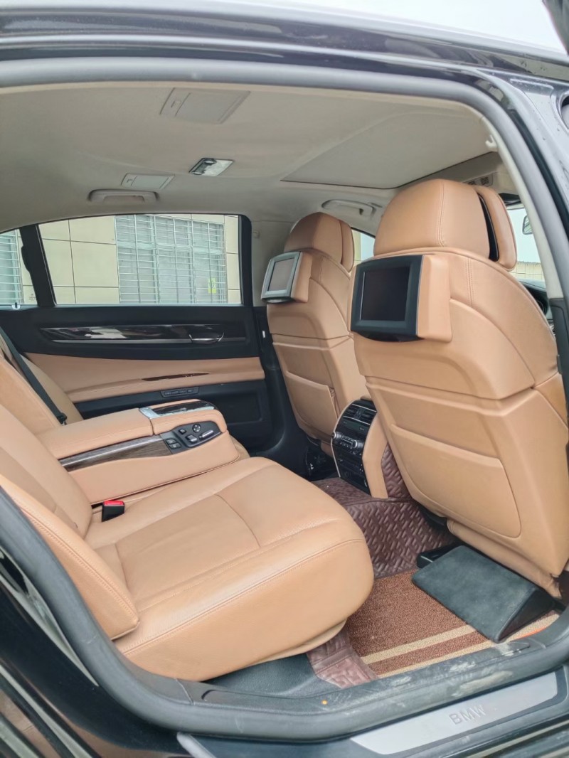 北京13年宝马7系3