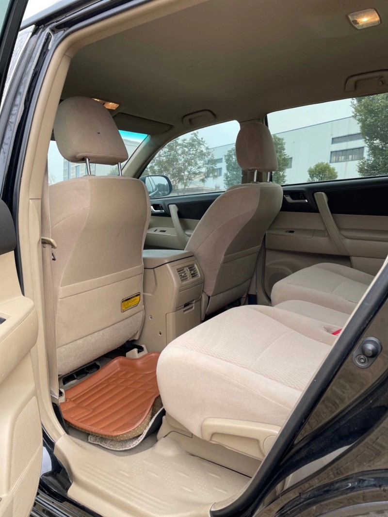 北京11年丰田汉兰达5