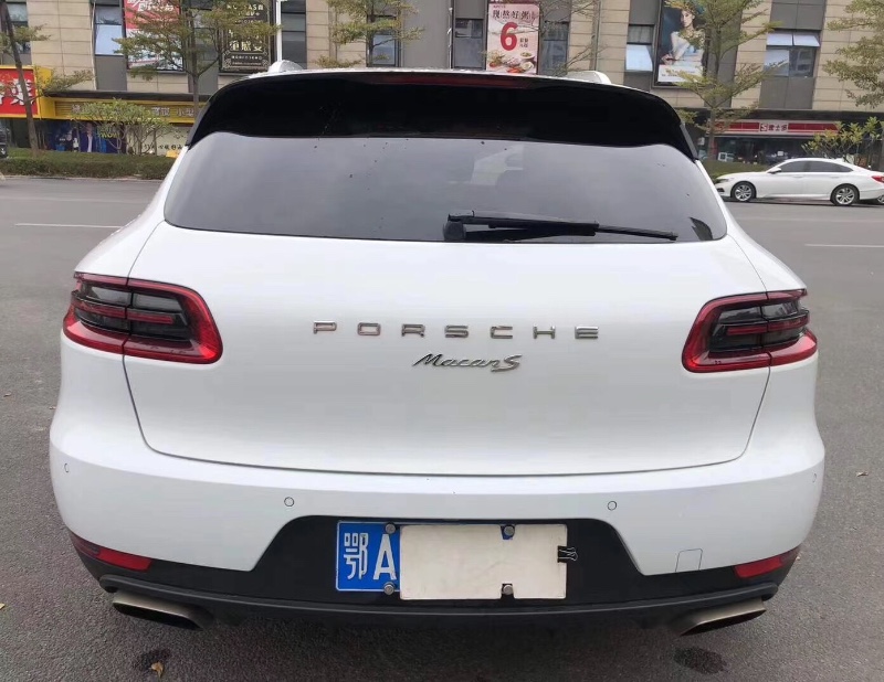 广州14年保时捷Macan7