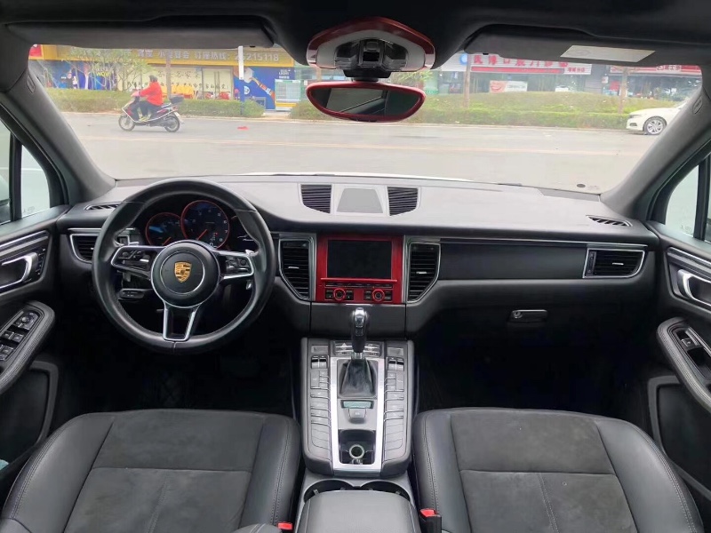 广州14年保时捷Macan6