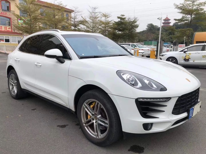广州14年保时捷Macan2