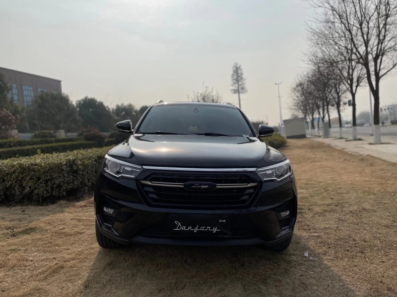 北京19年众泰T600 Coupe1