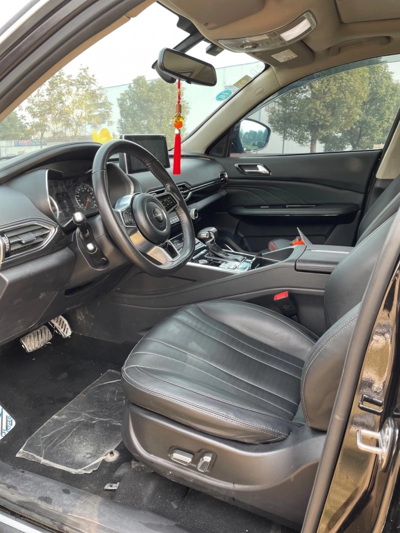 北京19年众泰T600 Coupe6