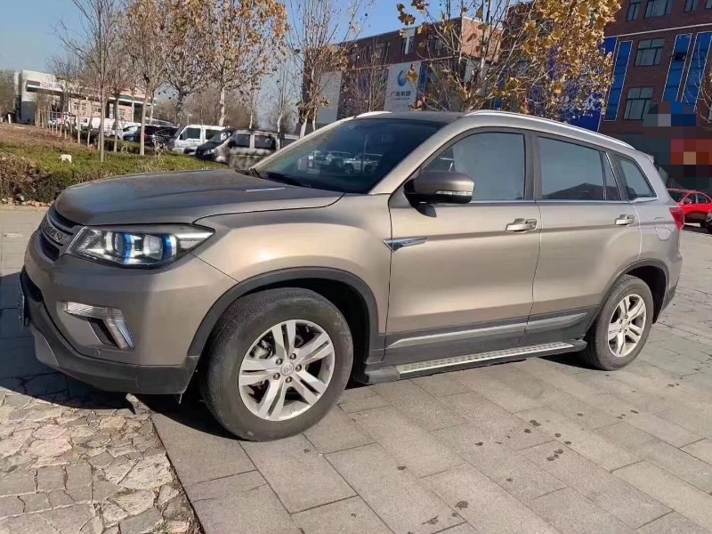 济南16年长安汽车长安CS752