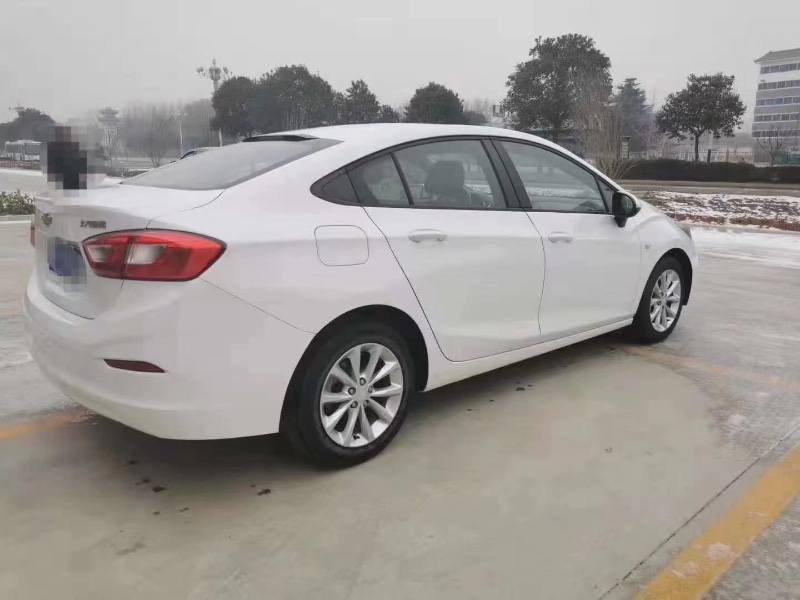 济南17年雪佛兰科鲁兹7