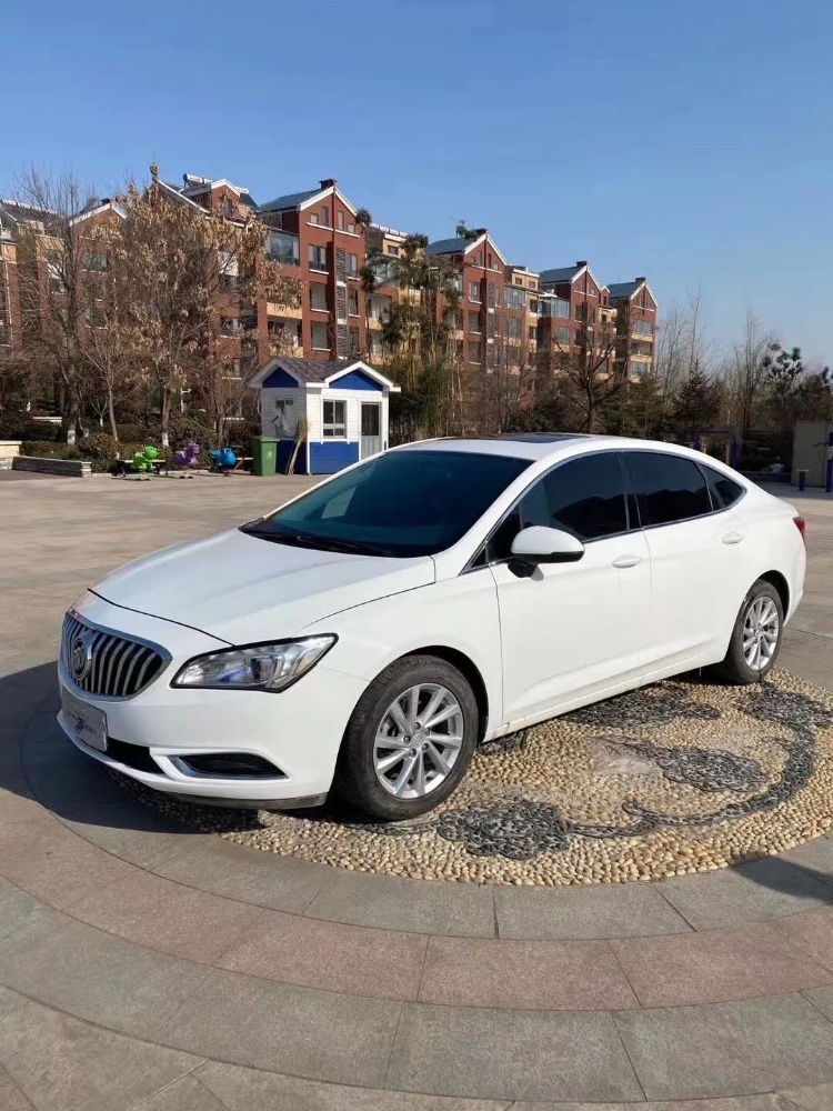 济南16年别克威朗2