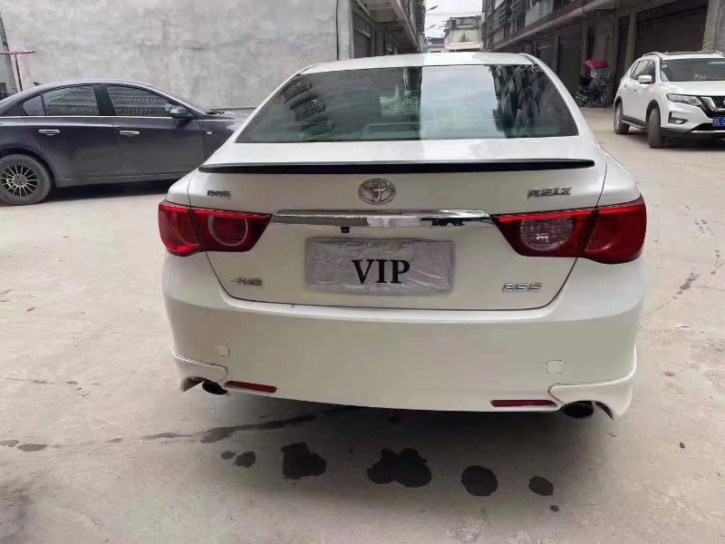 武汉12年丰田锐志8